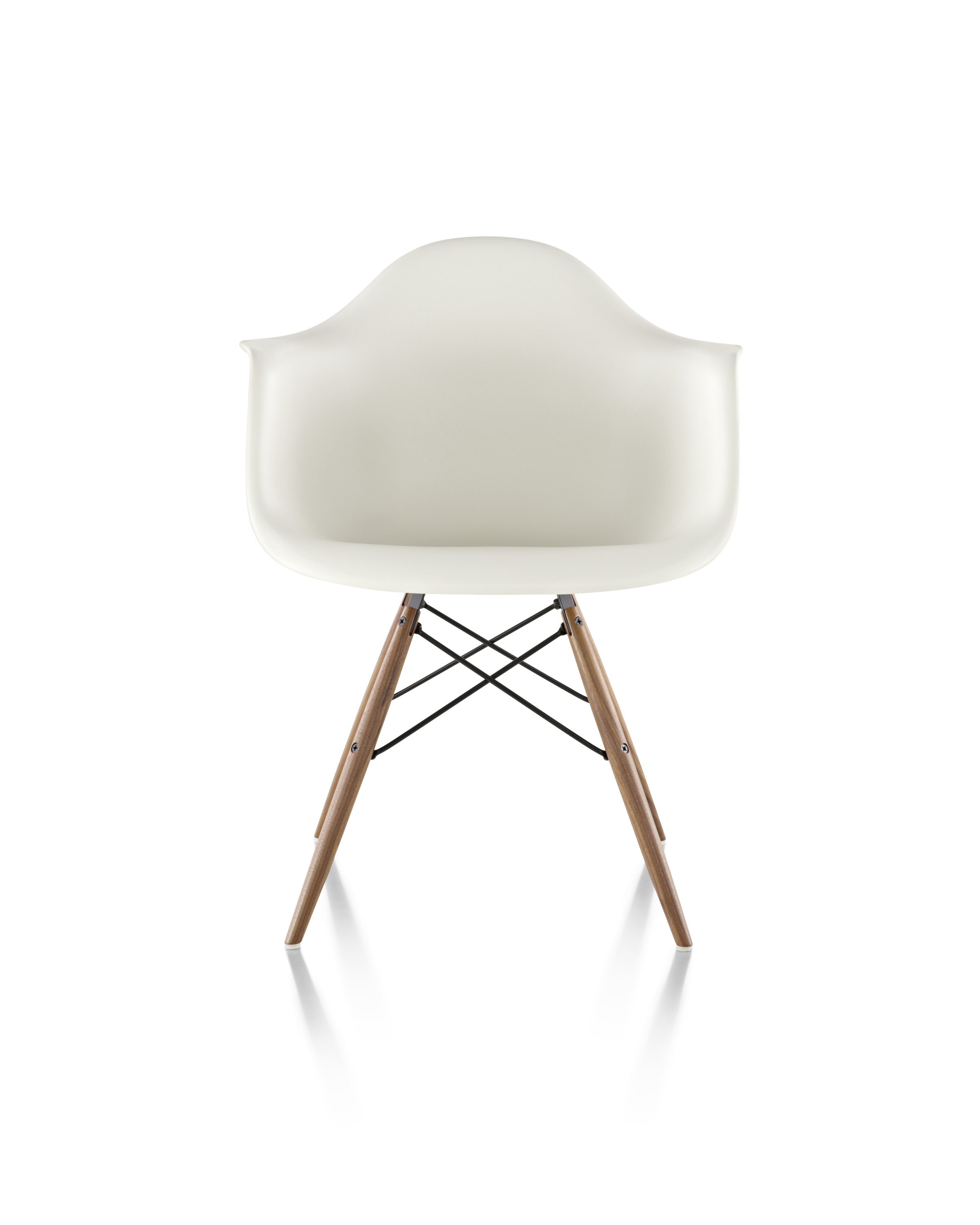 华体会体育官方在线官网 - 坐具|休闲椅|办公家具|华体会体育官方在线官网家具|伊姆斯®塑料扶手椅